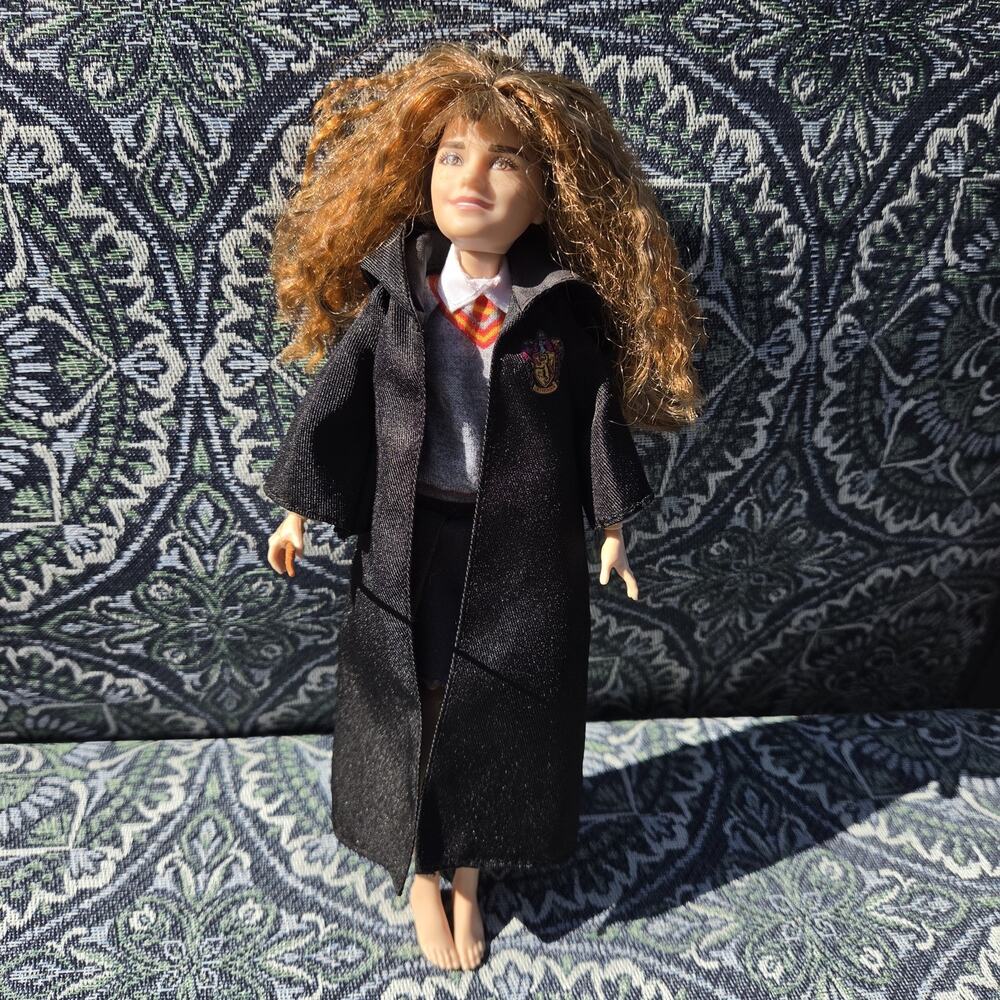 Mattel Harry Potter Hermione Granger Doll Articulated 2018 NO SHOES/SOCKS